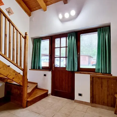 Adamello 11 Apartment *
